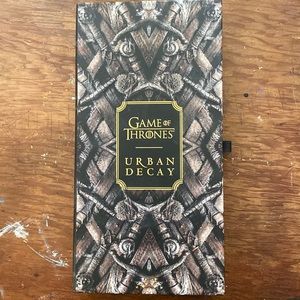 Urban decay game of thrones palette 🎨